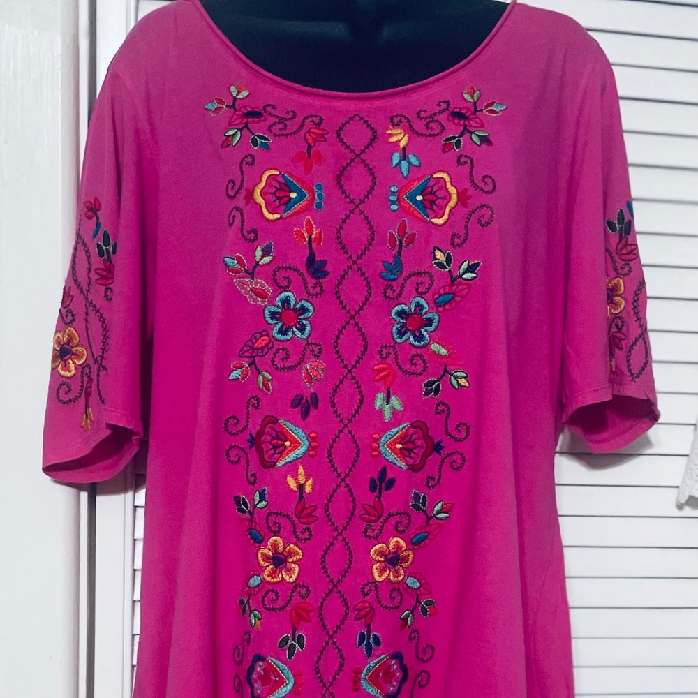 Johnny Was Embroidered Pink Short Sleeve Top